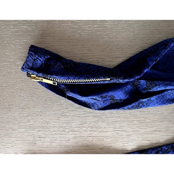 Hip and Bone Men's Blue Camo Sweatpants - Size Medium, Gently Used - Picture 10 of 15